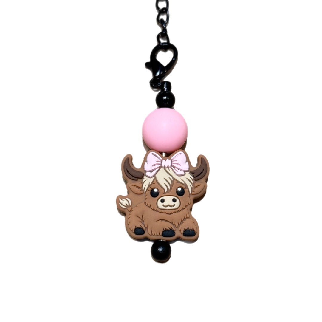 CUTIE HIGHLAND COW Charm - Tumbler Handle Charm - The Nifty Little Finds - Charm - The Nifty Little Finds