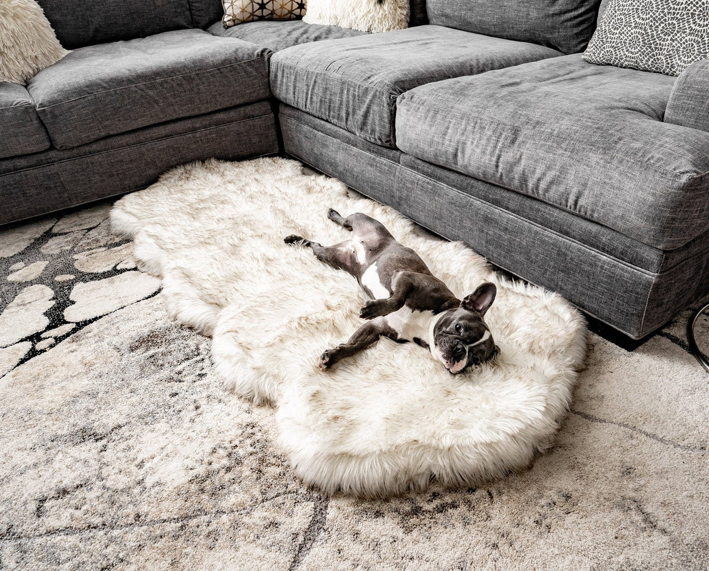 Pup Rug® Runner Faux Fur Memory Foam Dog Bed - Curve White with Brown Accents
