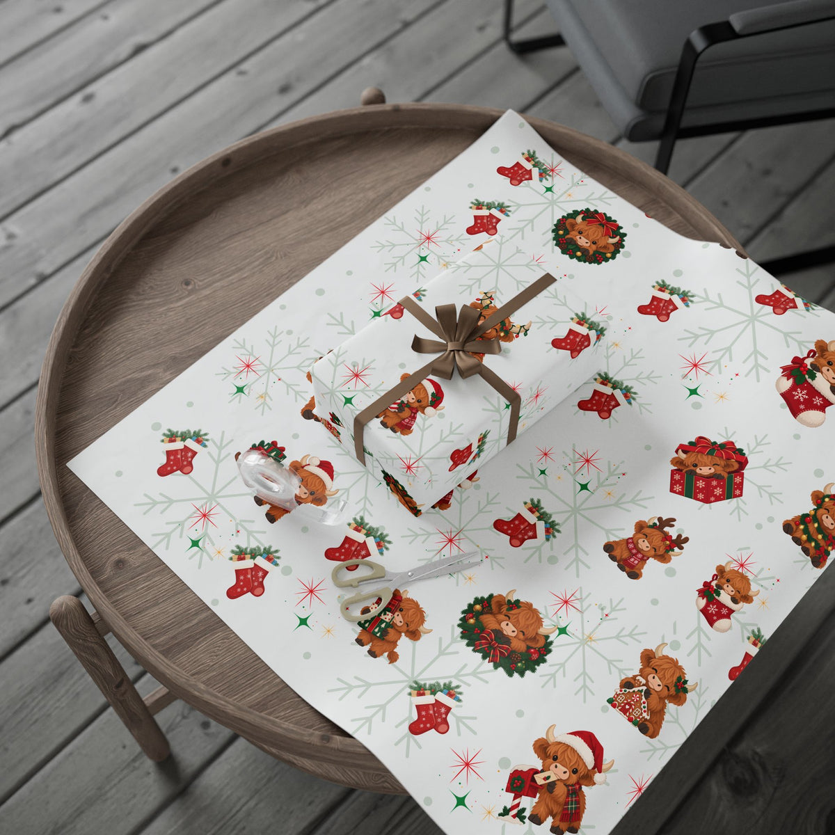 Highland Cow Christmas Wrapping Paper