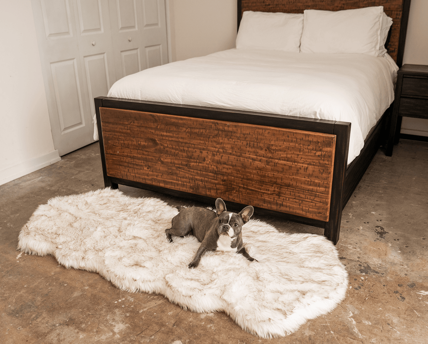 Pup Rug® Runner Faux Fur Memory Foam Dog Bed - Curve White with Brown Accents