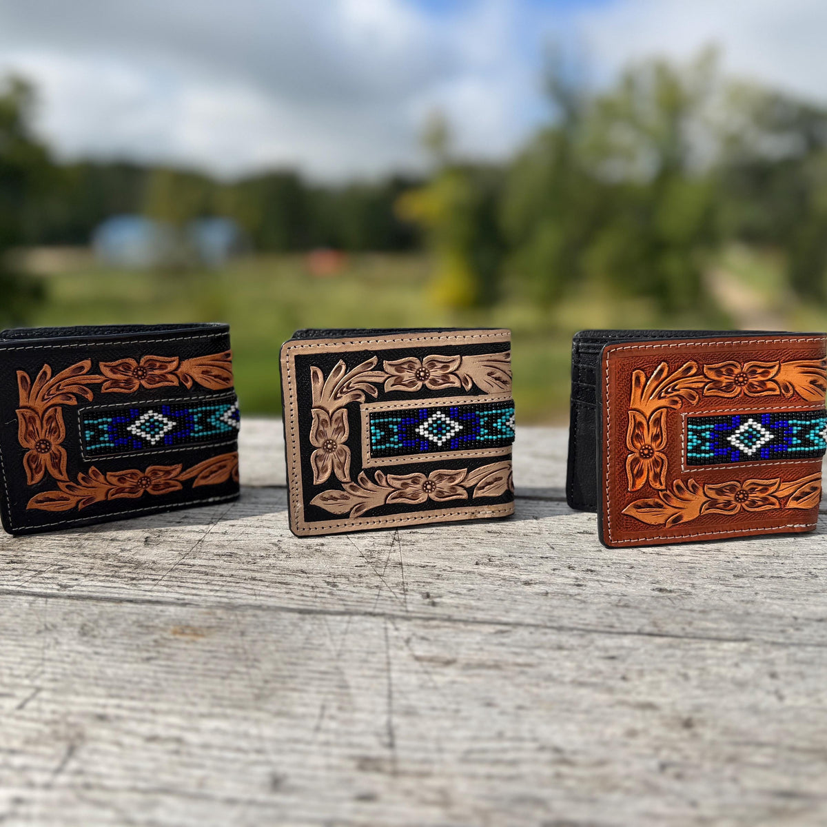 Men’s Western bi-fold wallet tooled with seed bead