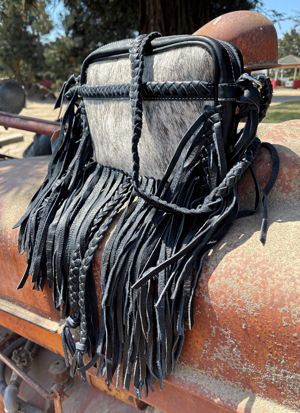 The Jolene (Black Version)