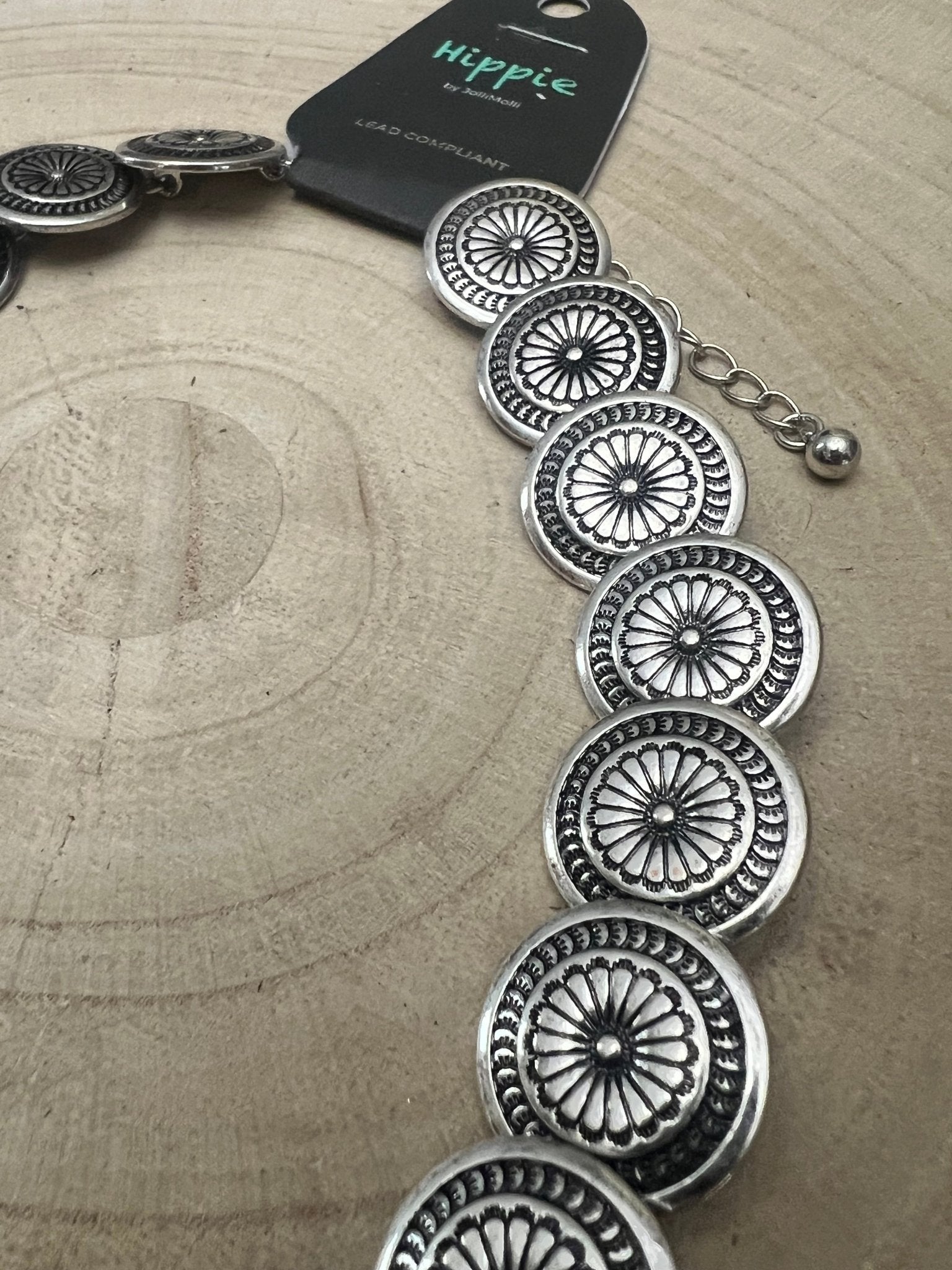 Western Overlapping Concho Necklace — 18 Inch Southwestern Statement