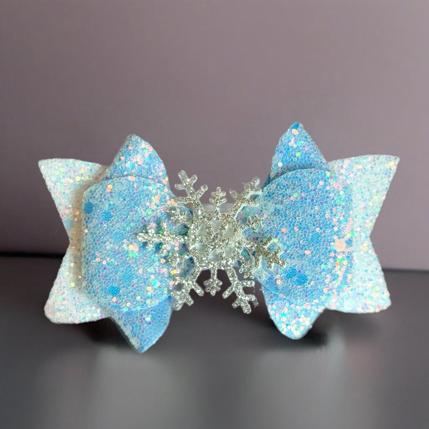 Snowflake Tumbler Bow - The Nifty Little Finds - Bow - The Nifty Little Finds