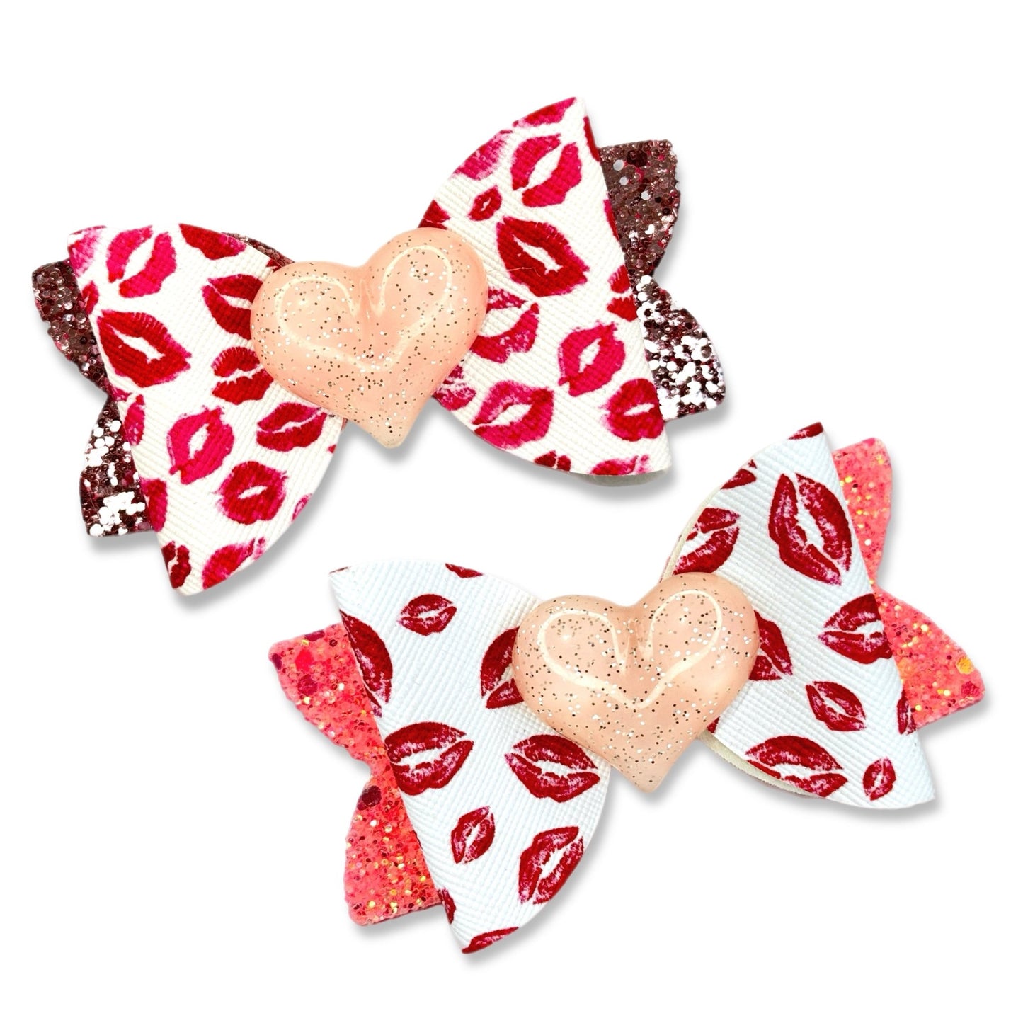 Kissy Lips Tumbler Bow - The Nifty Little Finds - Bow - The Nifty Little Finds