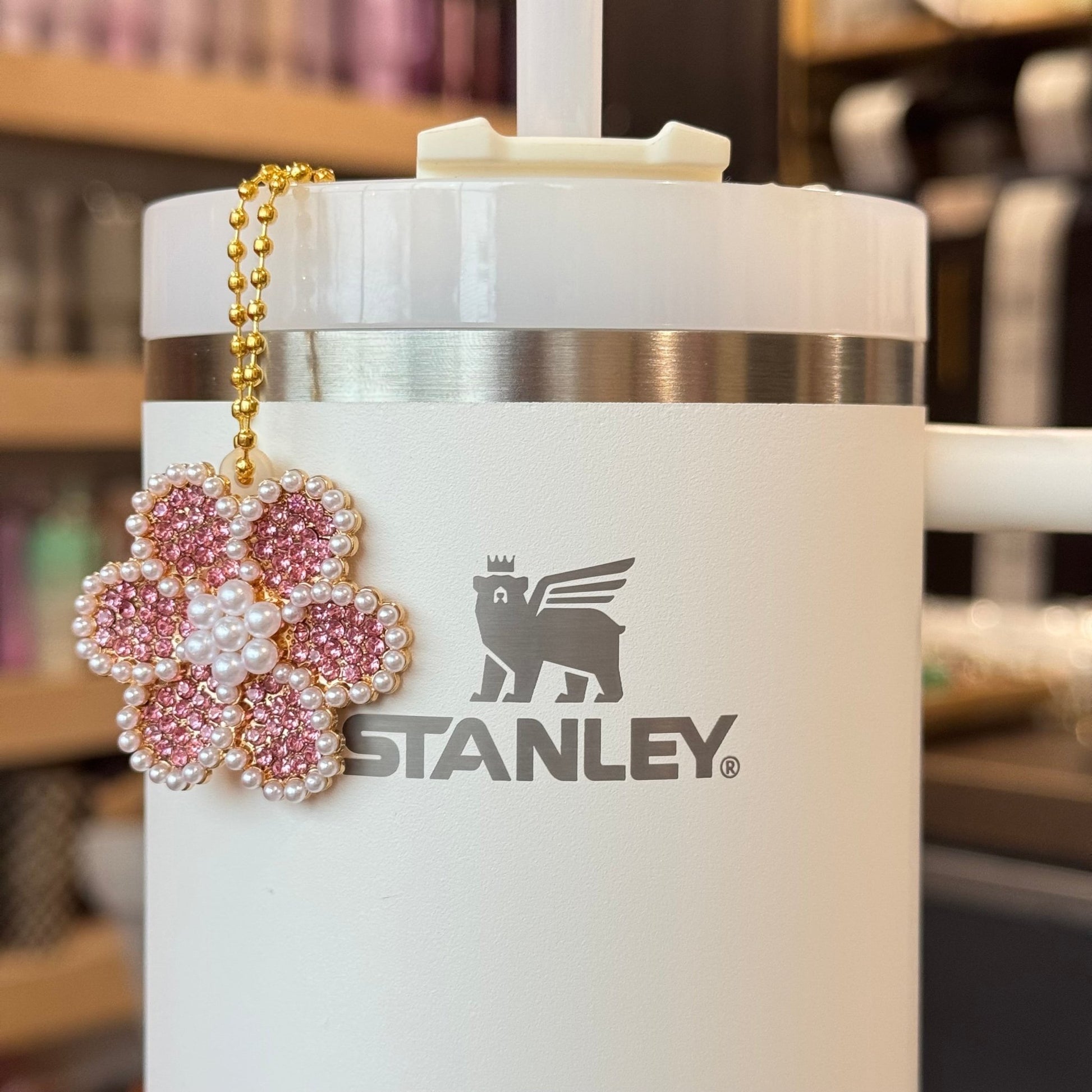Pink Bling Daisy Charm - Tumbler Handle Charm - The Nifty Little Finds - Charm - The Nifty Little Finds