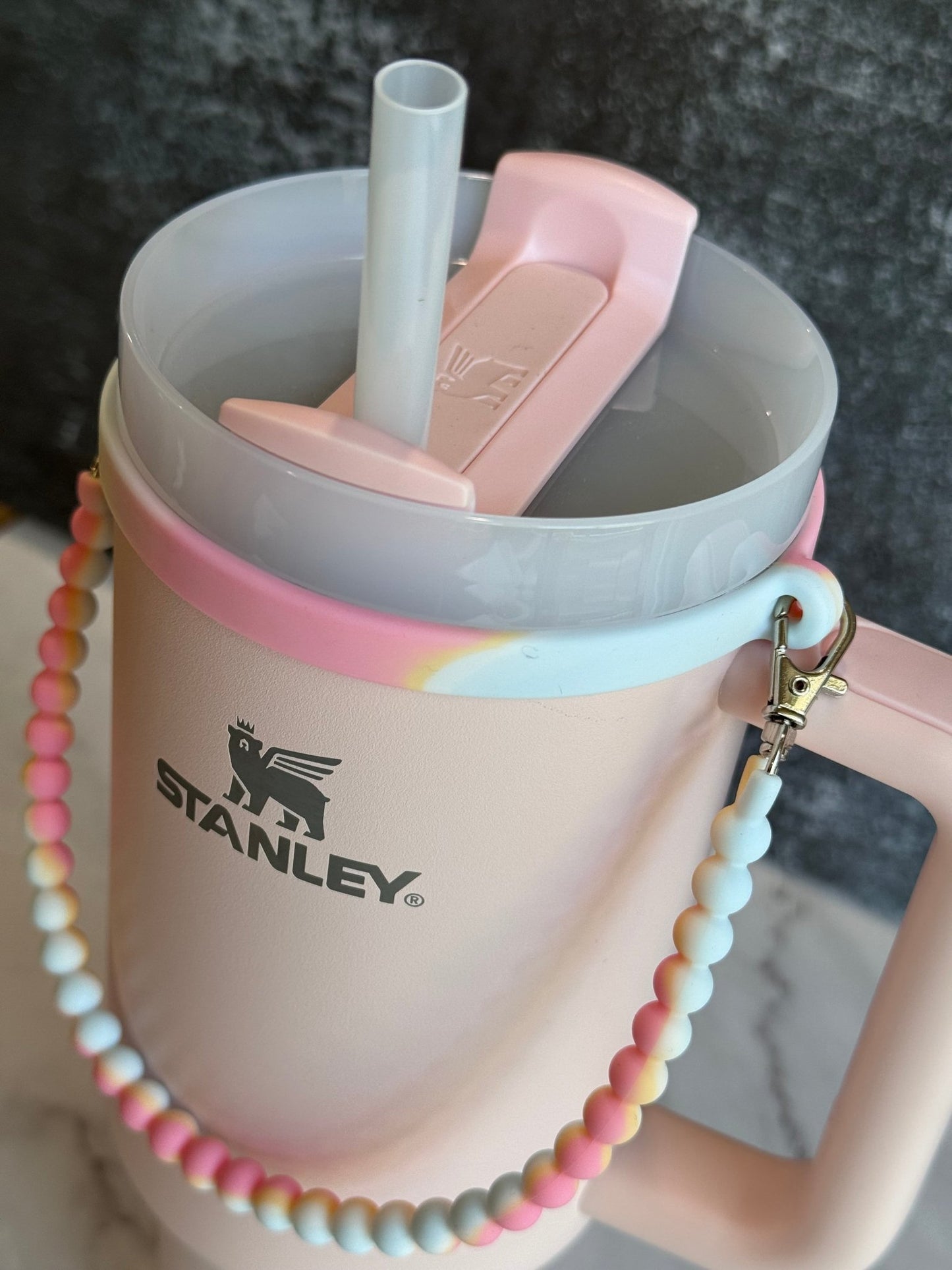 Silicone Tumbler Handle - The Nifty Little Finds - The Nifty Little Finds