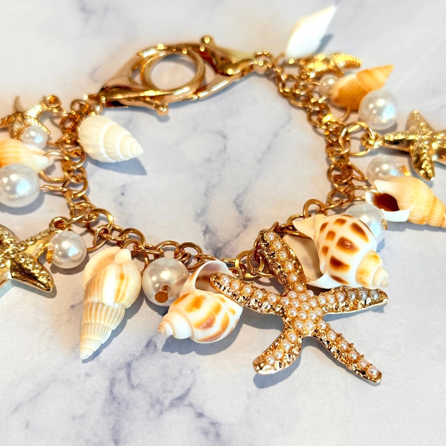 Sea Shells Deluxe Tumbler Charm Necklace - The Nifty Little Finds - Necklace - The Nifty Little Finds