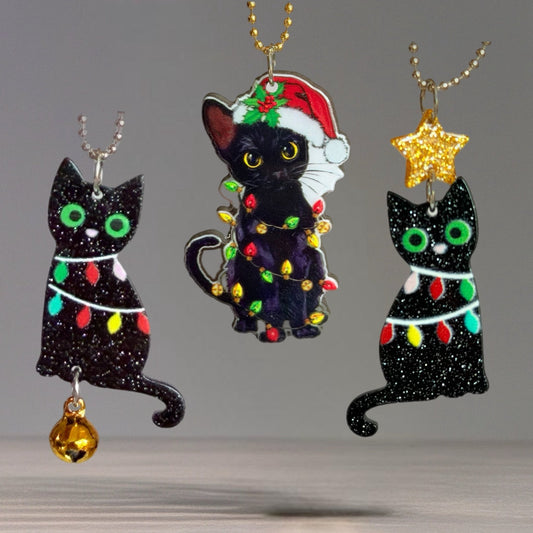 Christmas Kitty Charm - Tumbler Handle Charm - The Nifty Little Finds - Charm - The Nifty Little Finds