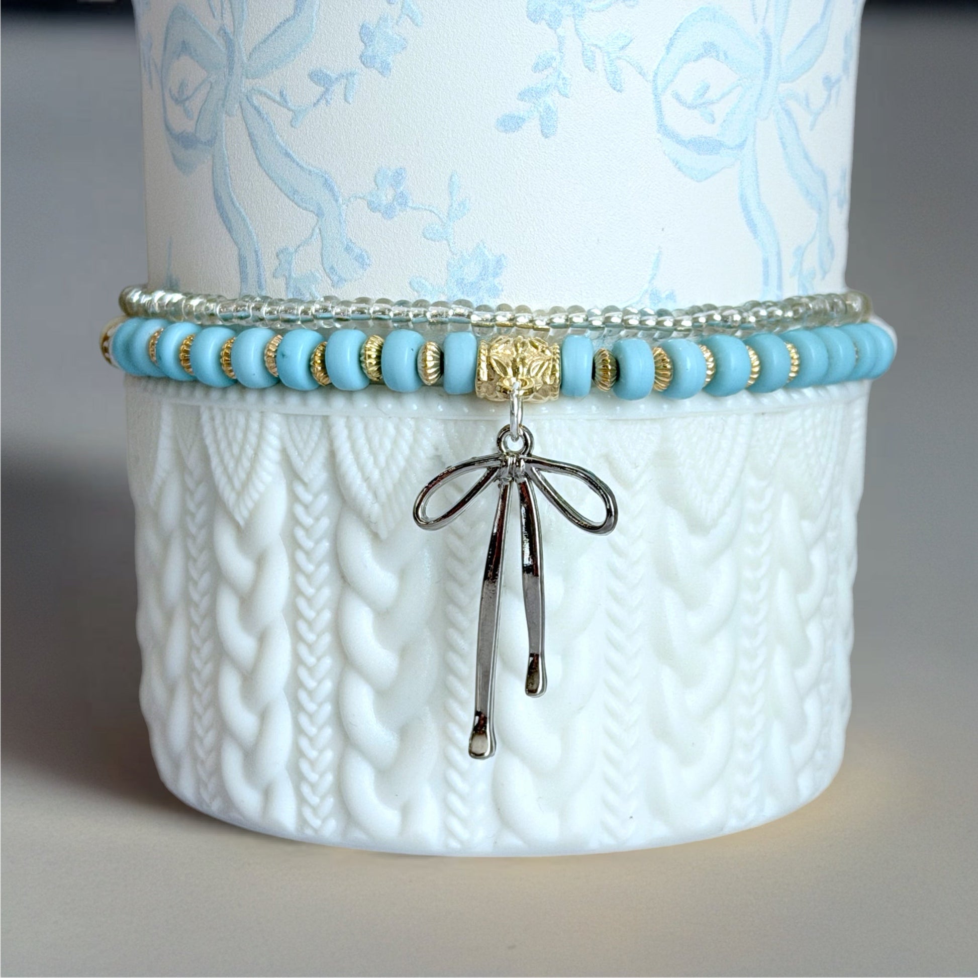 Winter Ice Bow Tumbler Bracelet - The Nifty Little Finds - The Nifty Little Finds
