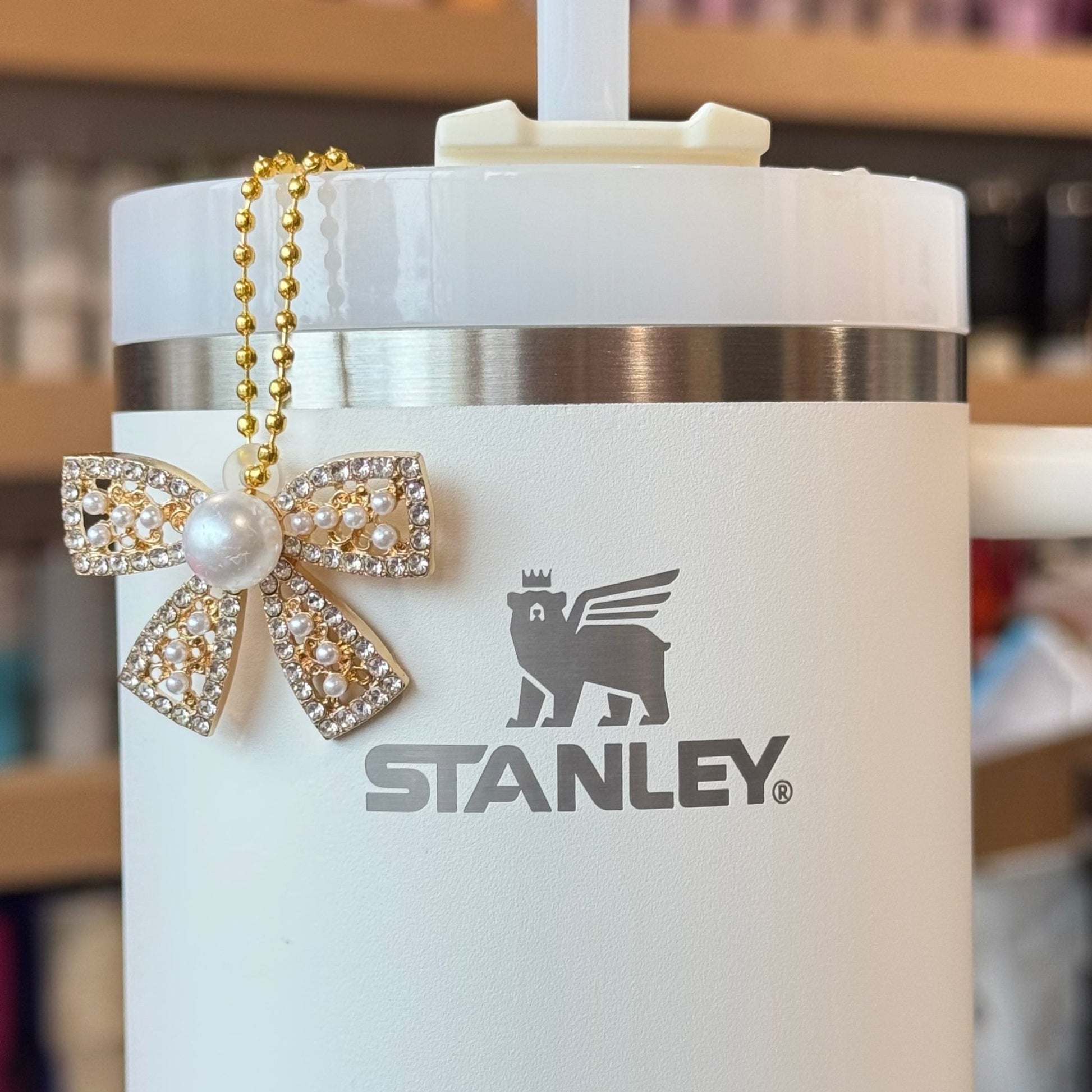 Blingy Bow Charm - Tumbler Handle Charm - The Nifty Little Finds - Charm - The Nifty Little Finds