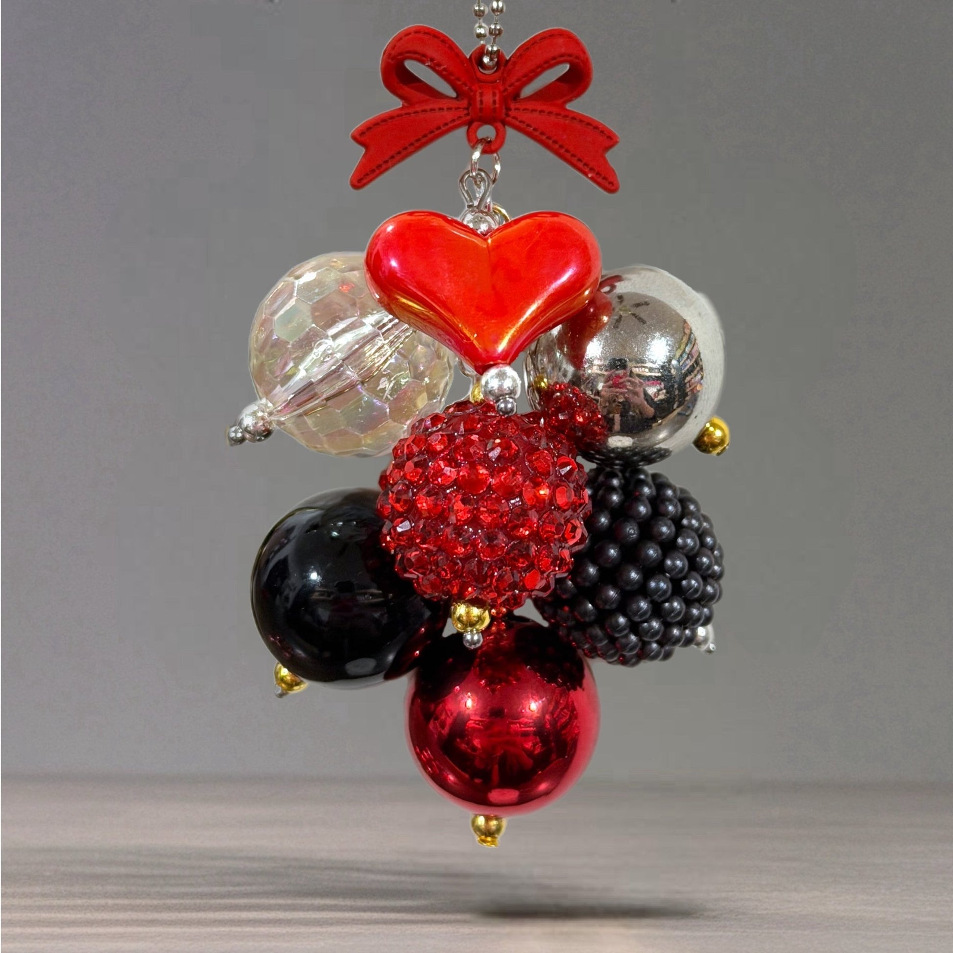 Queen of Hearts Bauble Charm - Tumbler Handle Charm - The Nifty Little Finds - Bauble - The Nifty Little Finds