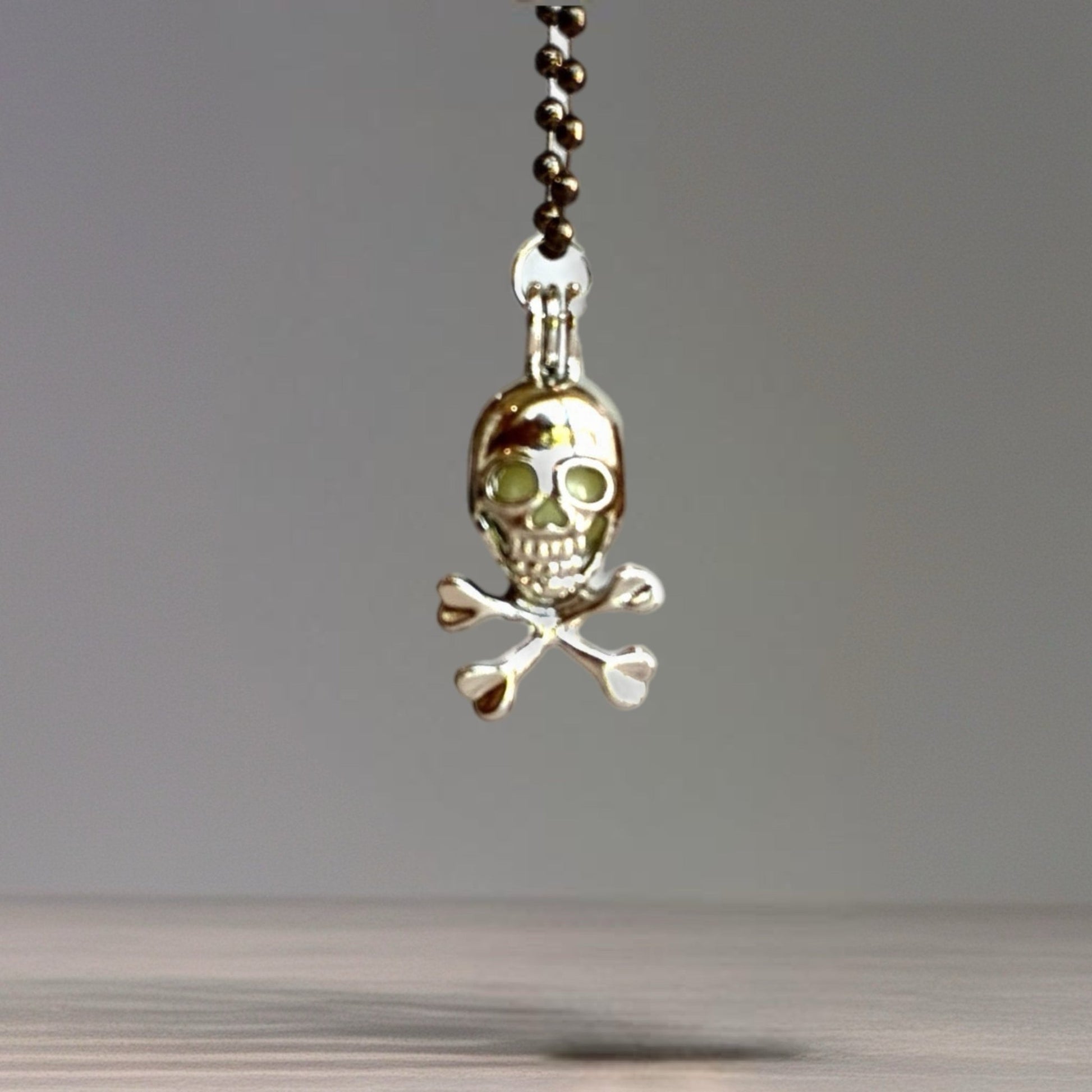 Glowing Skull Charm - Tumbler Handle Charm - The Nifty Little Finds - Charm - The Nifty Little Finds