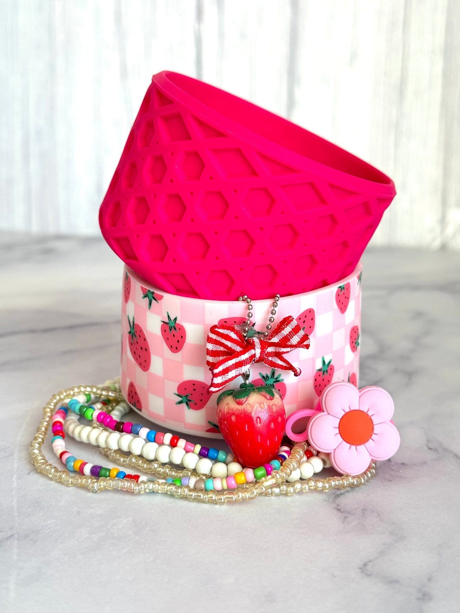 Strawberry Days TUMBLER Bundle - The Nifty Little Finds - The Nifty Little Finds