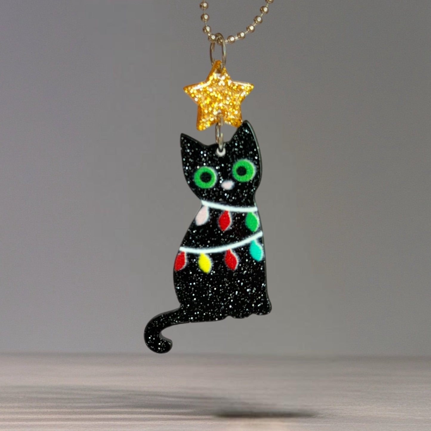 Christmas Kitty Charm - Tumbler Handle Charm - The Nifty Little Finds - Charm - The Nifty Little Finds