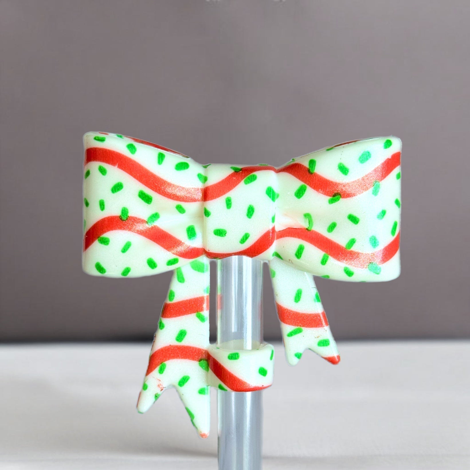 Christmas Cakes 3D Bow Straw Topper - The Nifty Little Finds - 3D Bow Straw Topper - The Nifty Little Finds